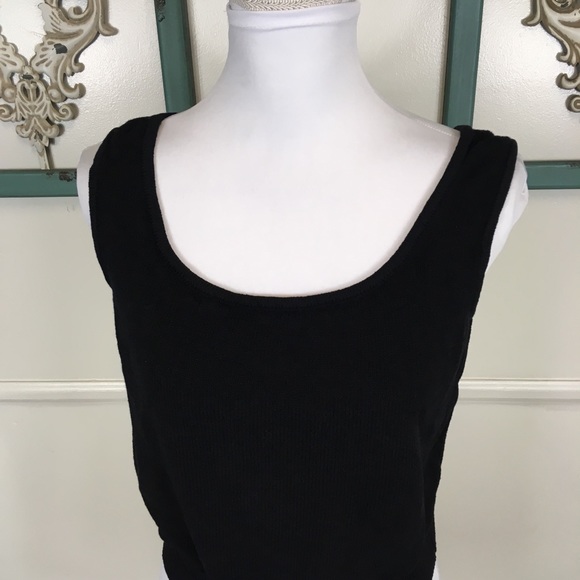 St, John Basics Black Cropped Tank  Medium - Picture 2 of 6